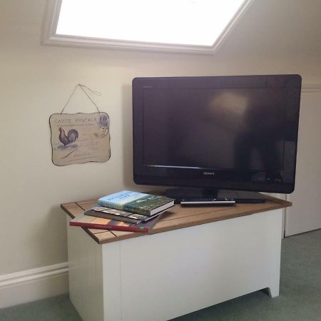 테딩턴 Old Station Gardens, Sw London B&B 외부 사진